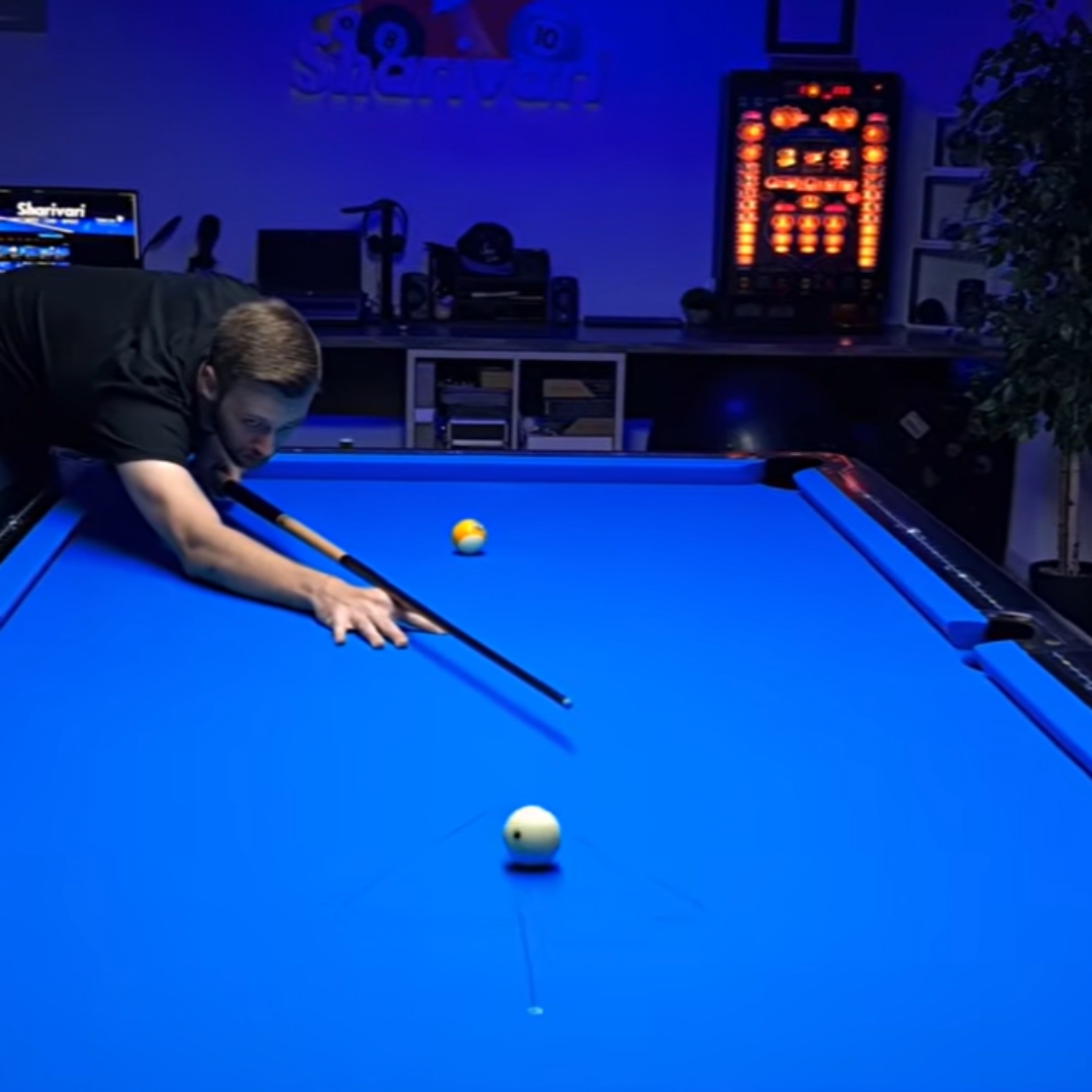 ビリヤードを上達させるための第一歩――完璧なショット姿勢と立ち方の習得方法